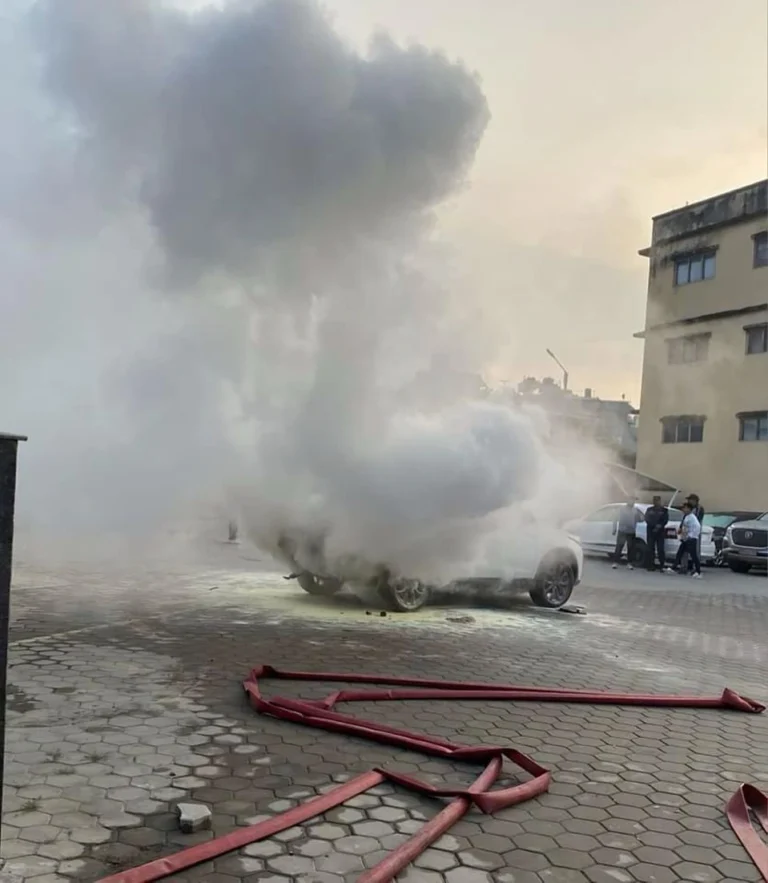 Suspected Wiring Issue in Seres 3 Electric Car Leads to Incident in Kathmandu